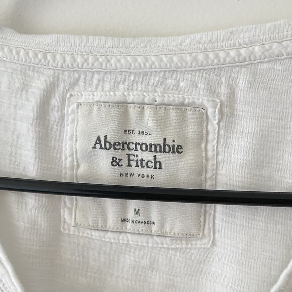 Abercrombie & Fitch Womens Y2K Henley Size M Rosette Moose Logo Twilight 2000s - Picture 3 of 9